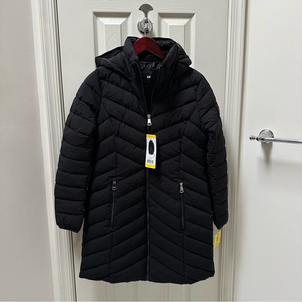 NWT DKNY Black Puffer Coat with Hood size small
